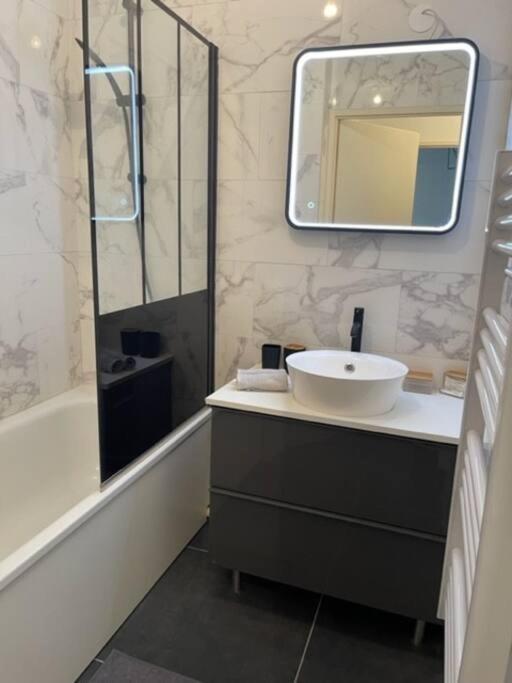 Mulhouse Grand T2 -  La Fonderie -Parking Gratuit Apartment Exterior photo